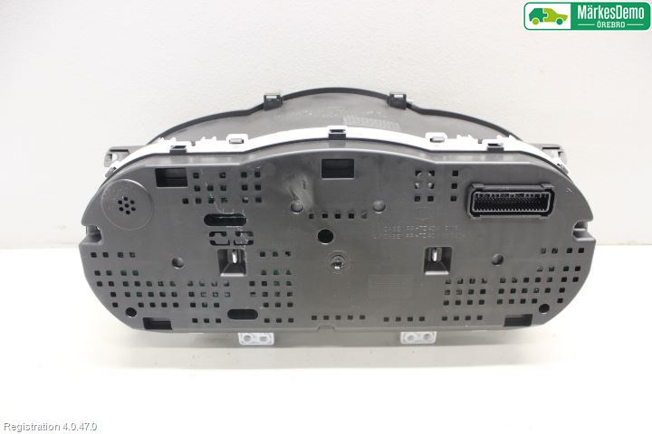 Kia CARENS III 13-19 Instr Kombinert