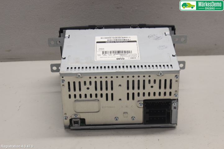 Kia SORENTO 10-14 Stereo Radio Med Cd