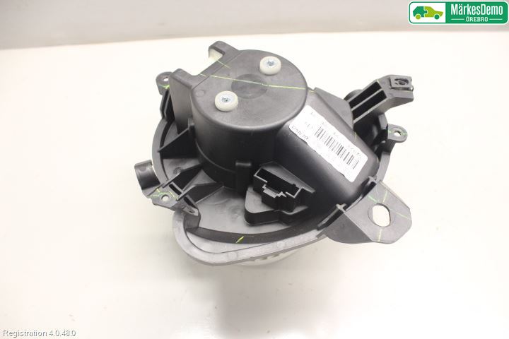 Fiat TIPO/CROSS 16- Varme Ac Varmeapparatvifte
