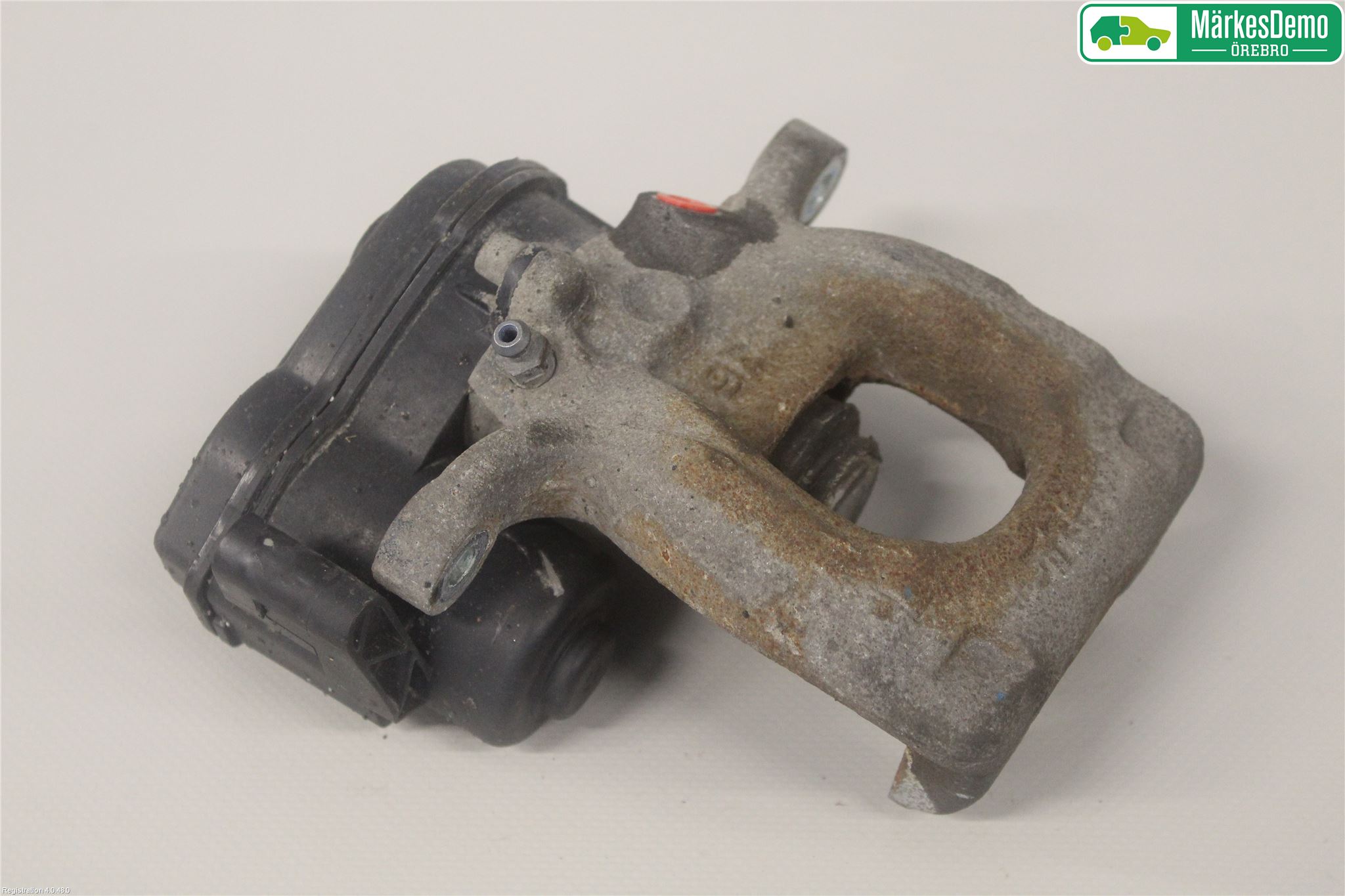 Nissan QASHQAI 14-17 Bremsecaliper Bak Venstre