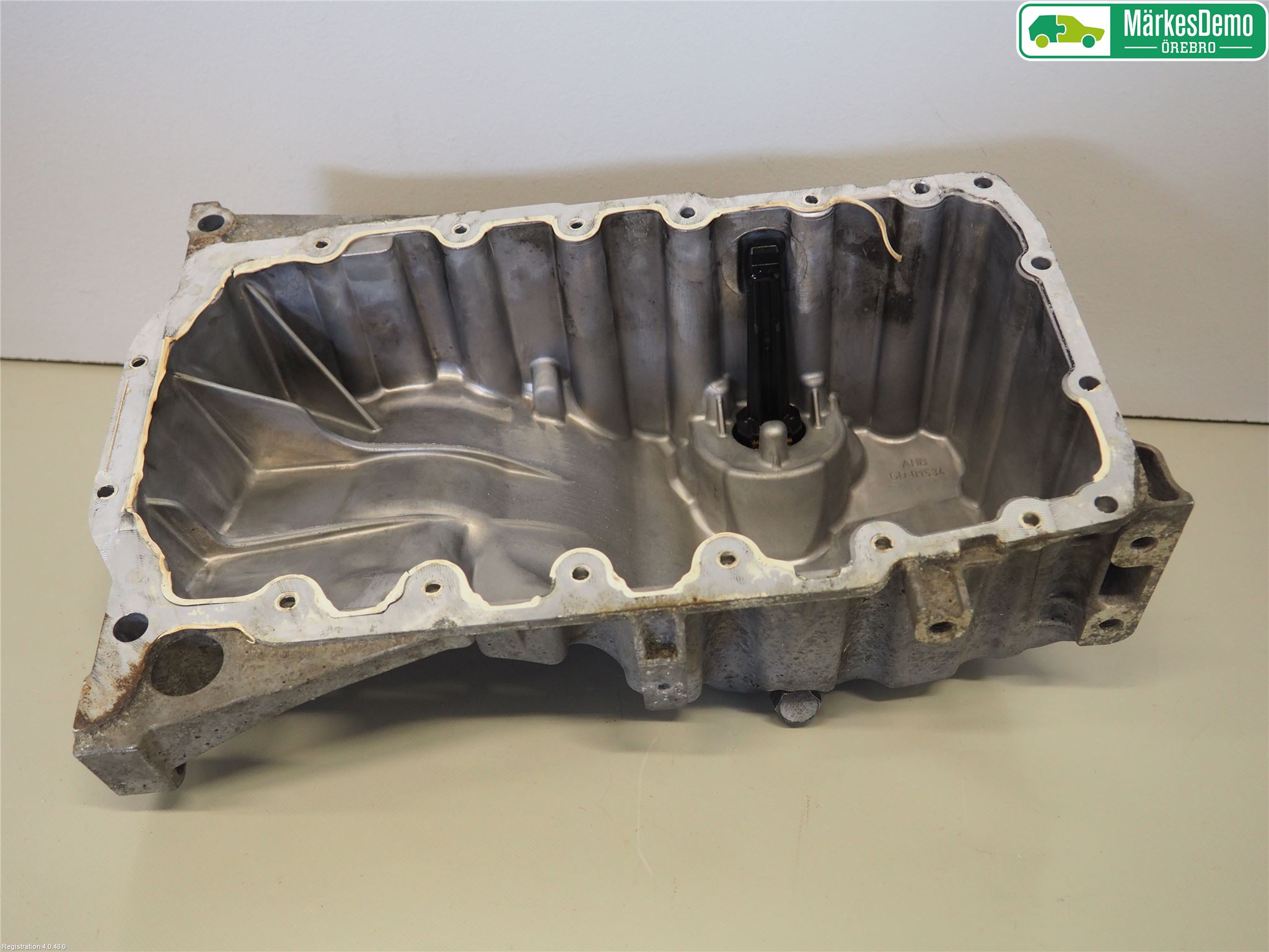 Audi A4/S4 08-11 Bunnpanne