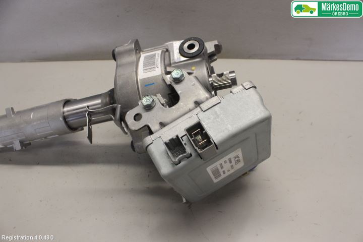 Kia CEED 12-18 Rattakselaggregat Innebygd Servo