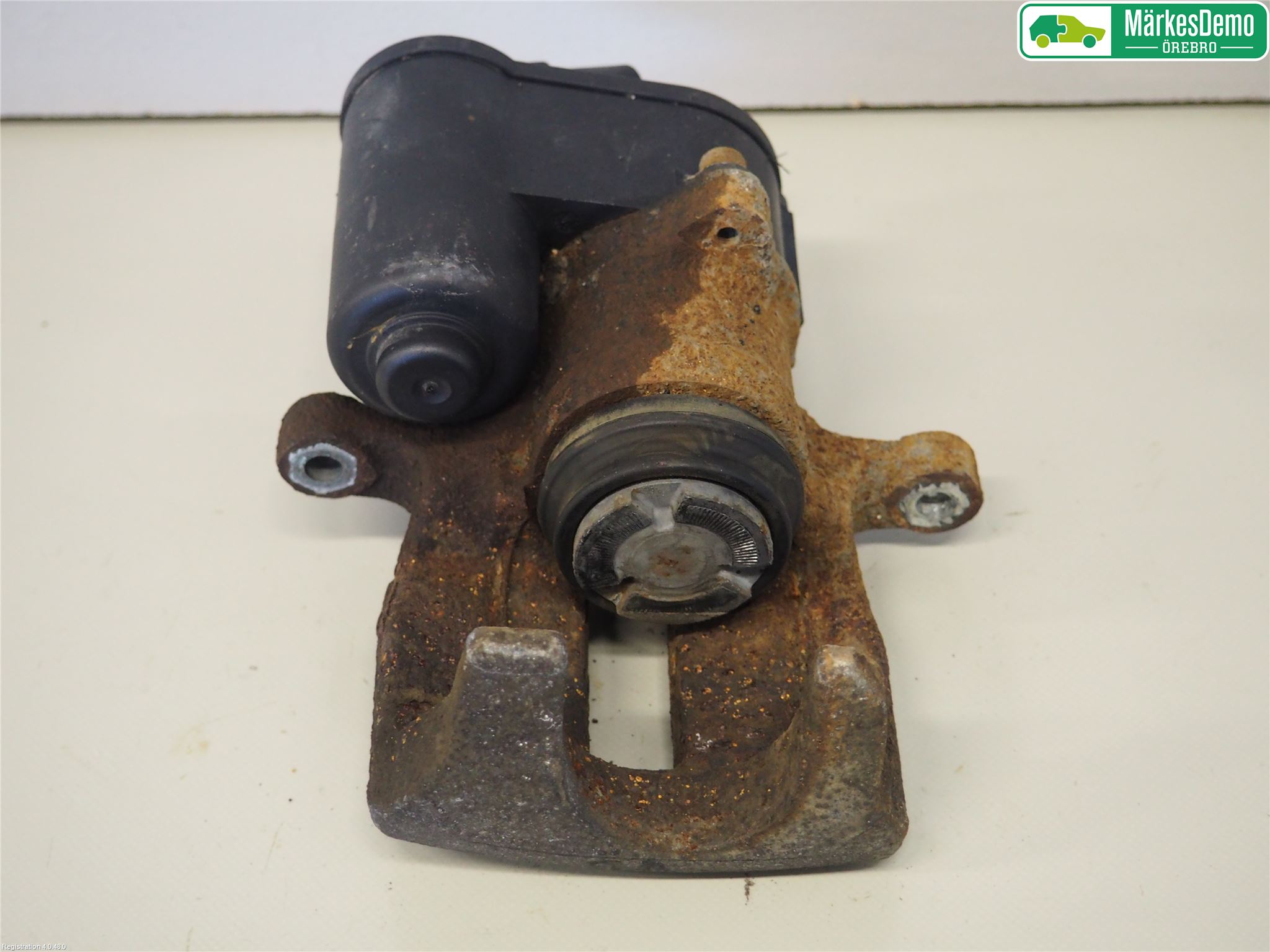 Volkswagen VW PASSAT 11-14 Bremsecaliper Bak Venstre