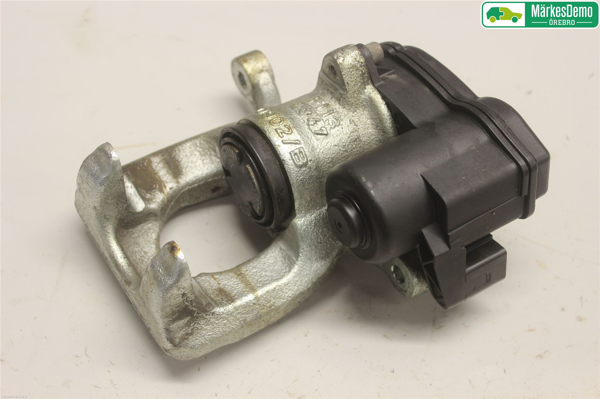 Nissan QASHQAI 14-17 Bremsecaliper Bak Venstre