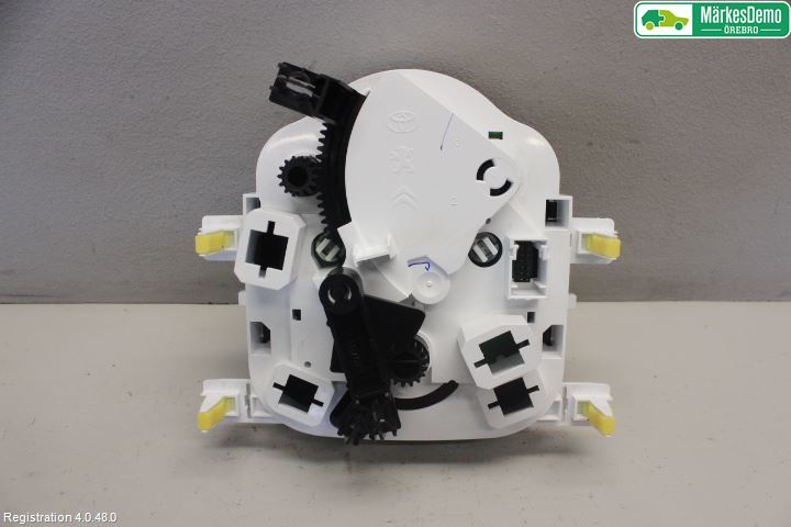Peugeot 108 15-22 Varme Ac Betjening-Display