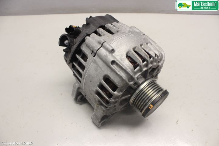 Peugeot PEUGOT 208 16-19 Dynamo