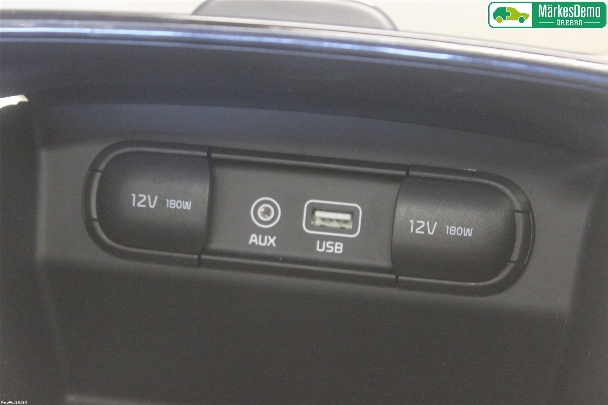Kia SORENTO 15-20 Innr Oppbevaringsrom