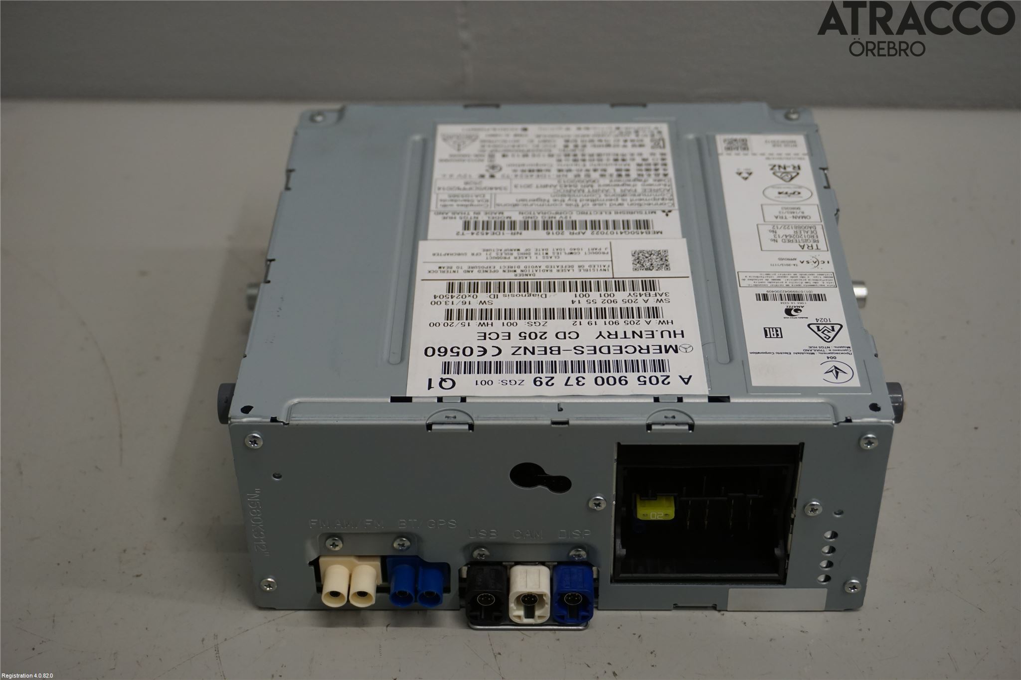 Mercedes-Benz MB C-KLASS (W205) 14-21 Stereo Radio Med Cd