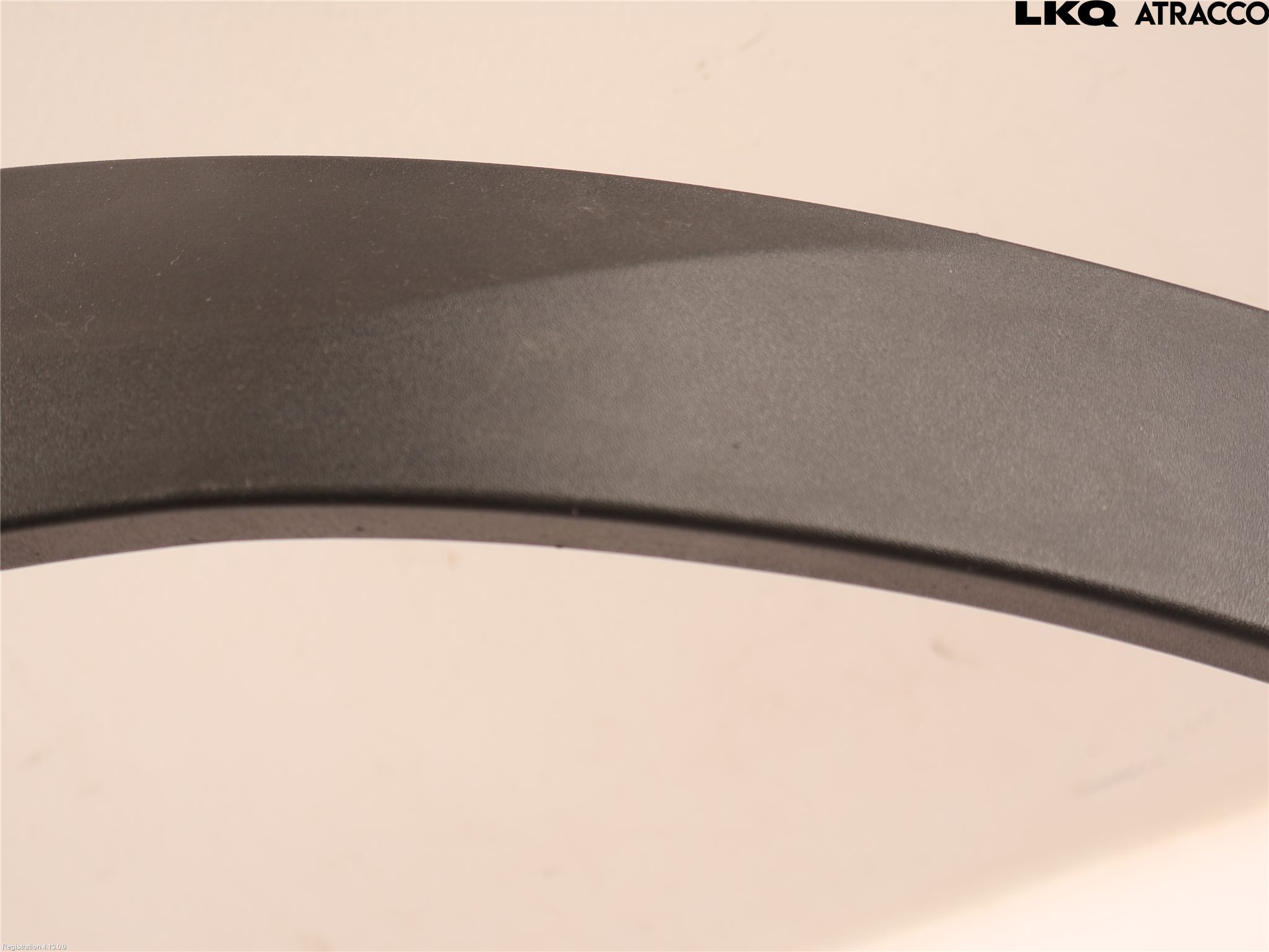 Peugeot 2008/E-2008 20- Skjerm Bredder