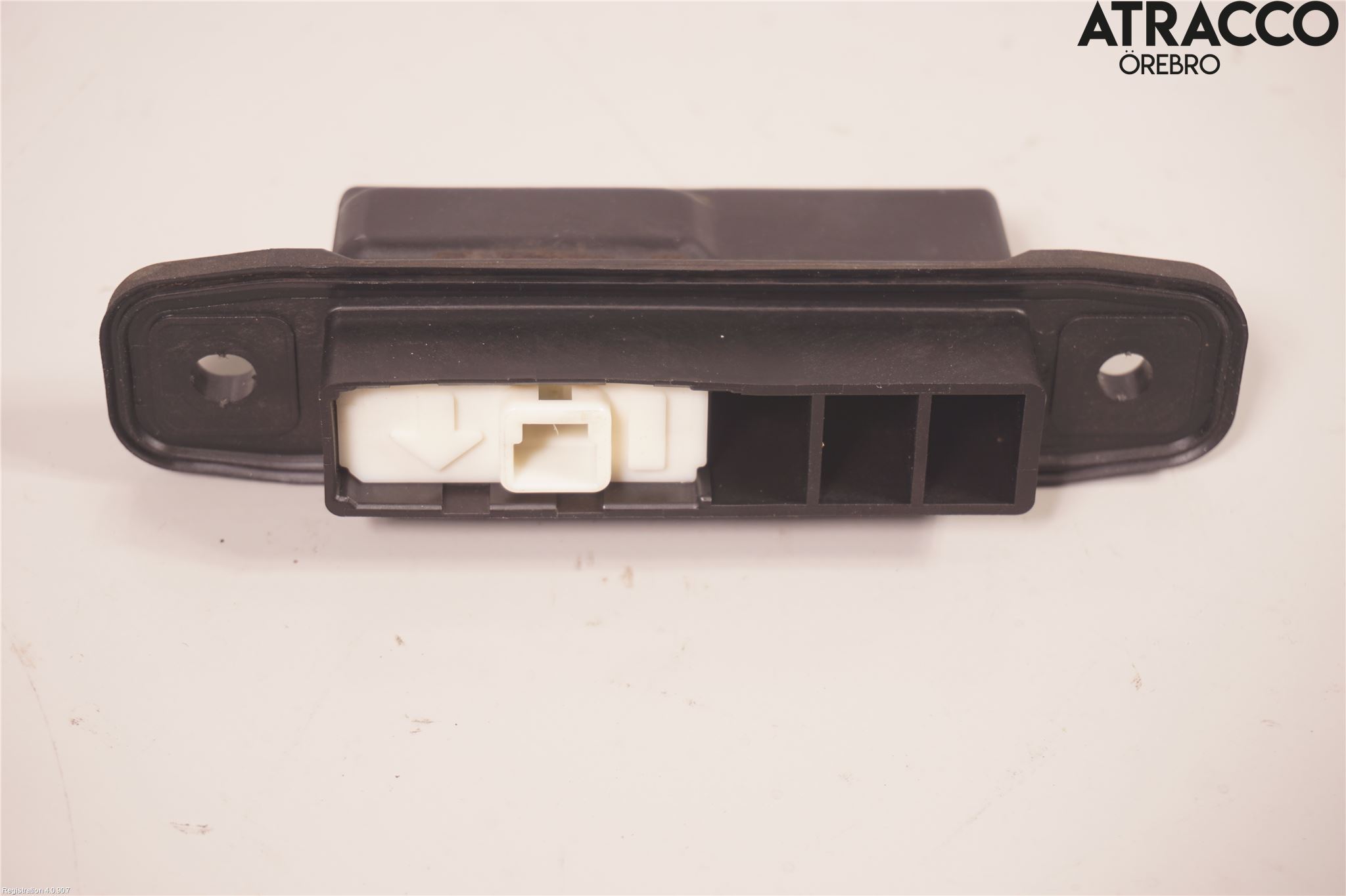 Toyota AVENSIS 09-15 Bakluke Handtak Ytre