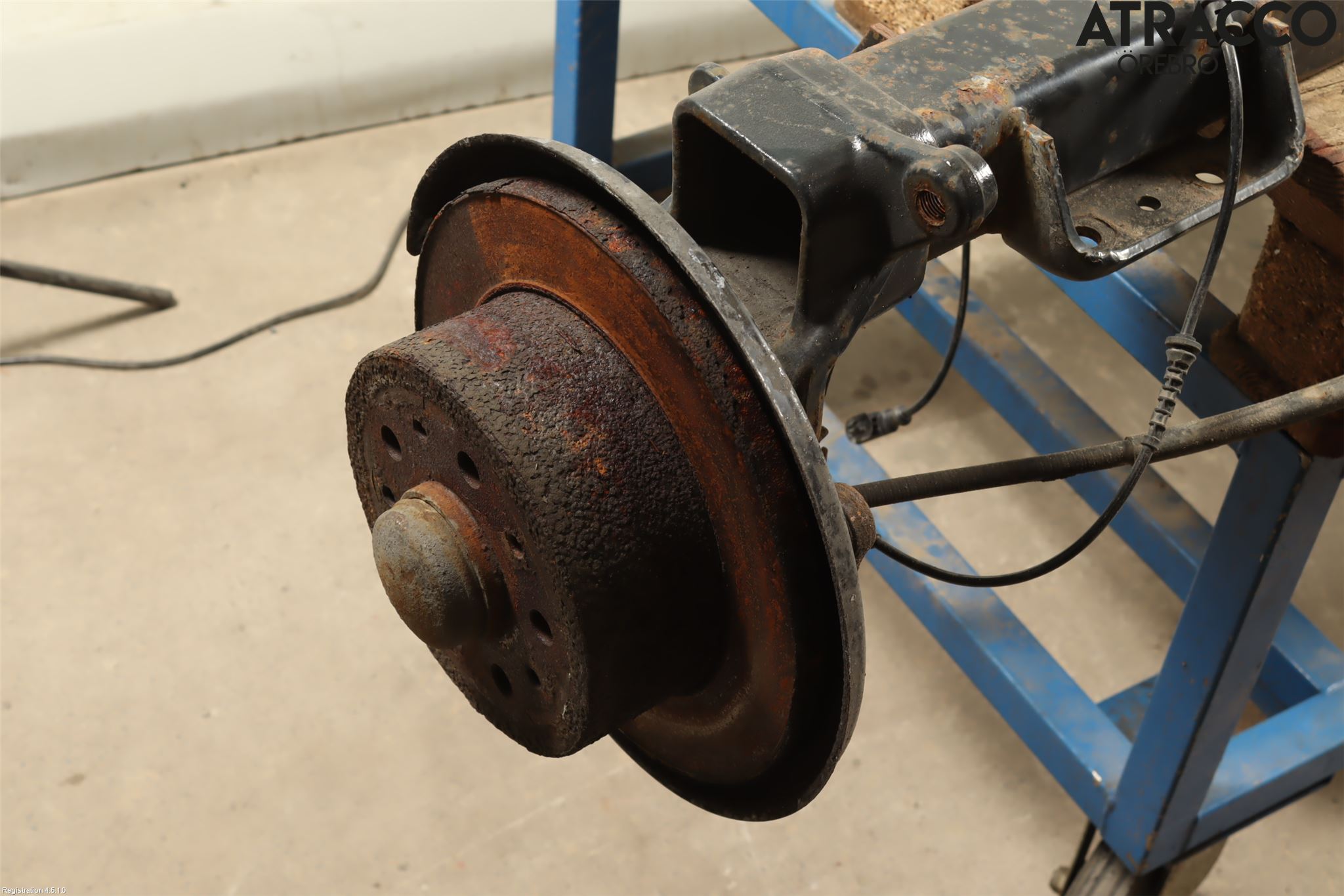 Peugeot BOXER/E-BOXER 15- Bakaksel Feste Travers-Ramme