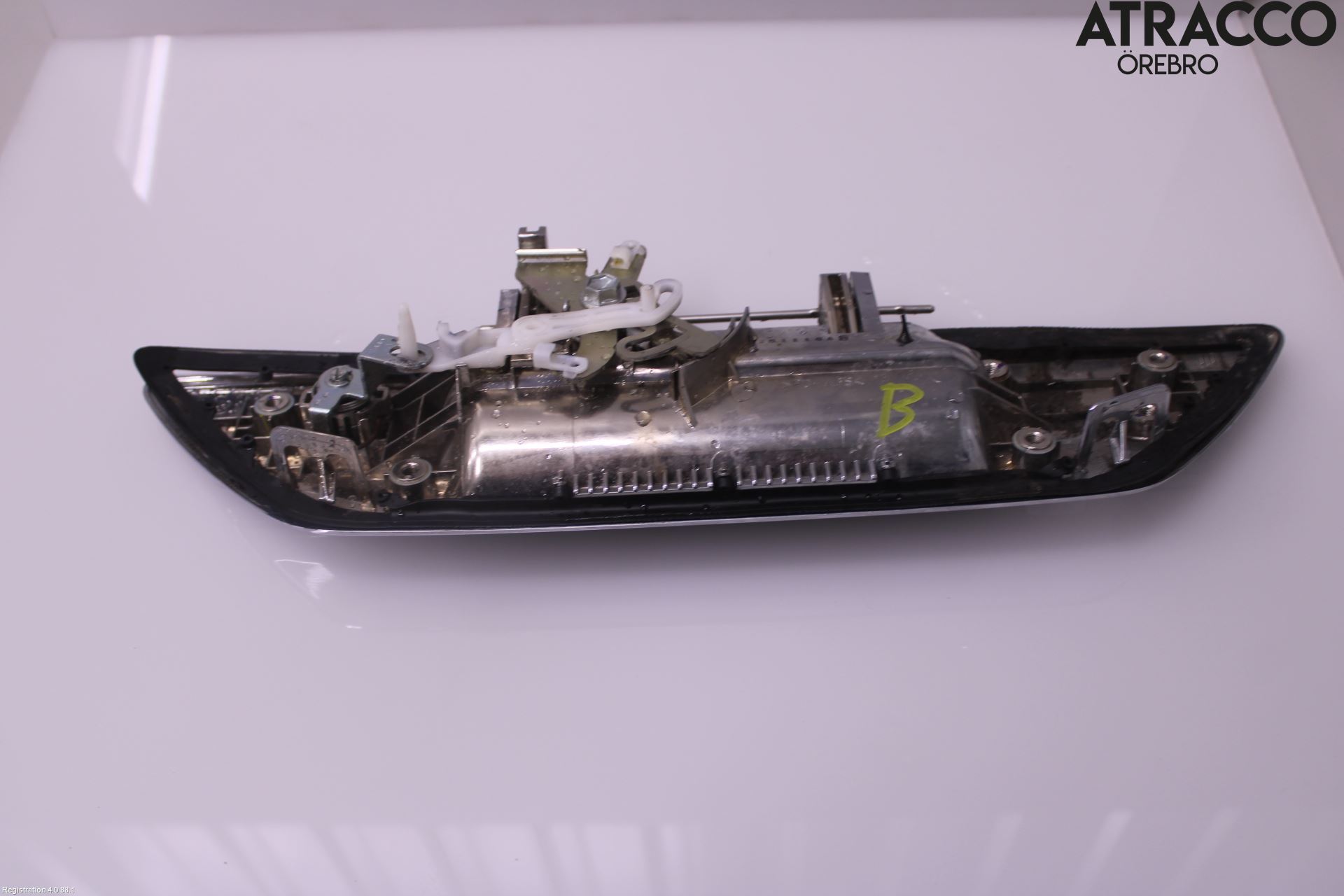 Toyota HILUX 16- Bakluke Handtak Ytre
