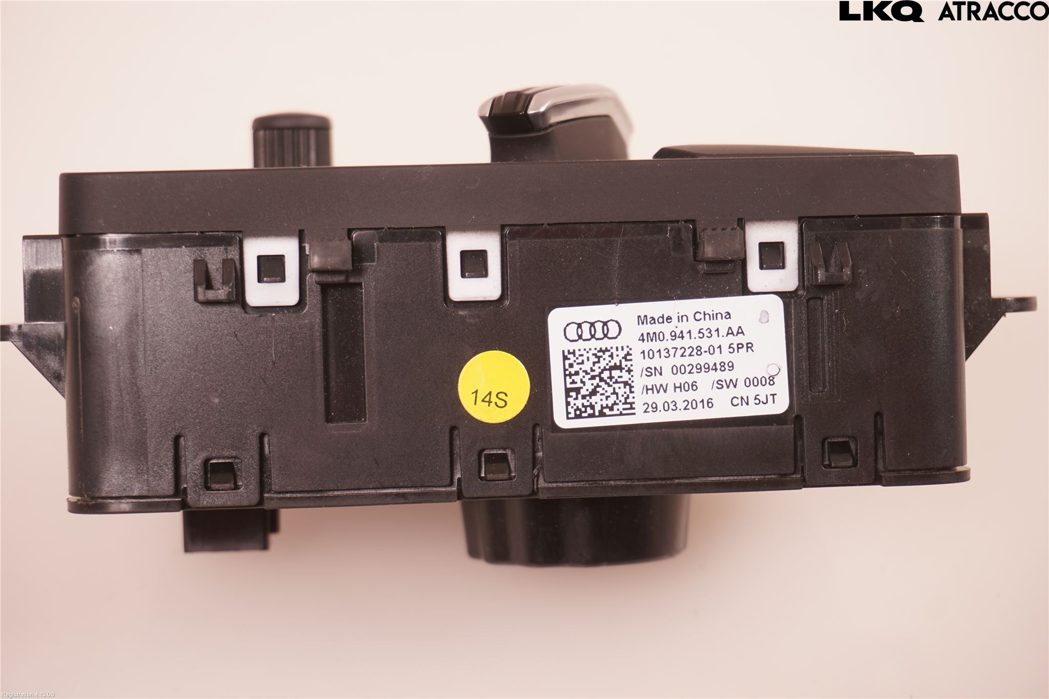 Audi A4/S4 B9 16-19 Bryter Hovedlys