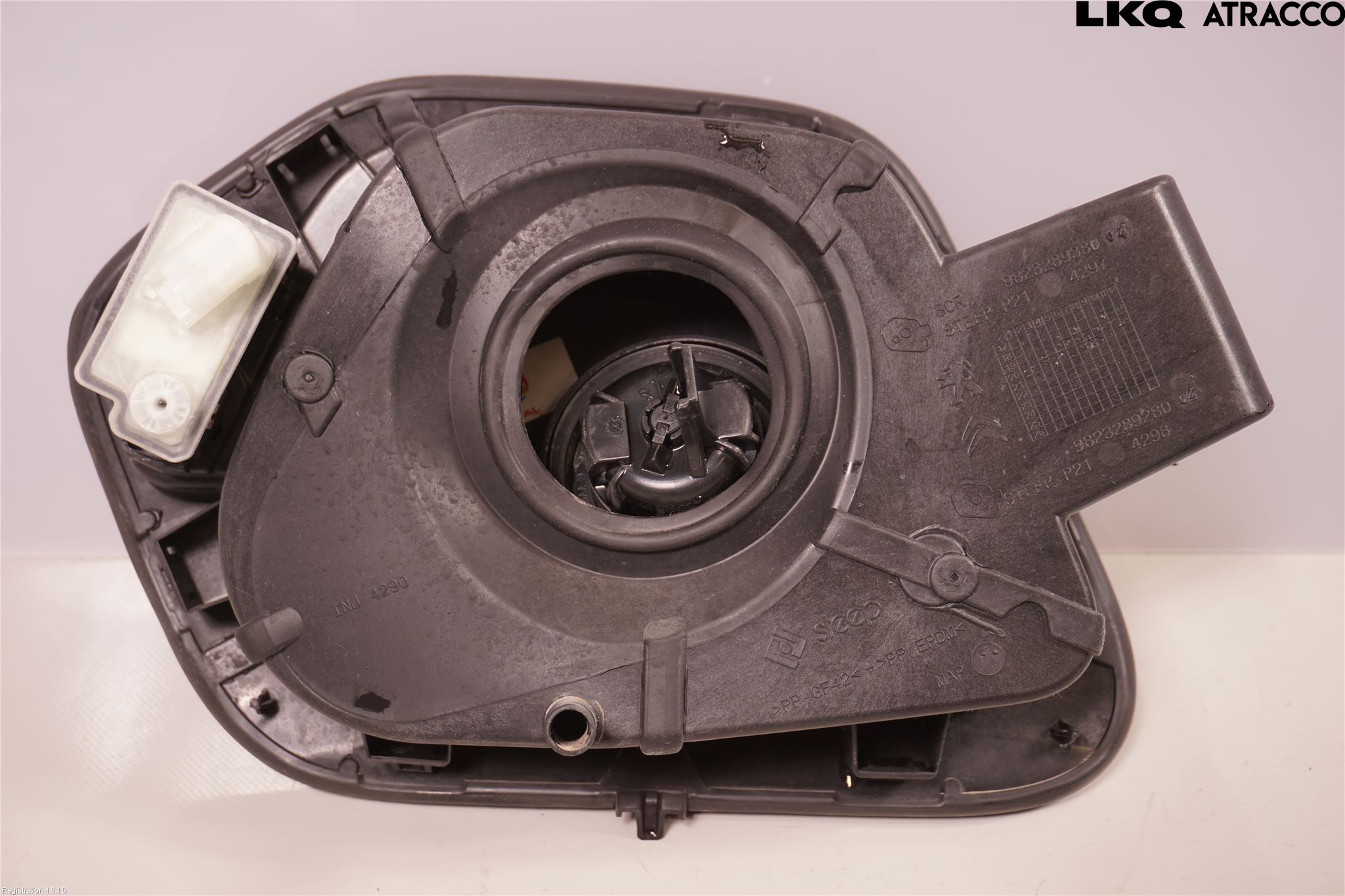 Peugeot 208/E-208 20- Drivstoff Tankluke