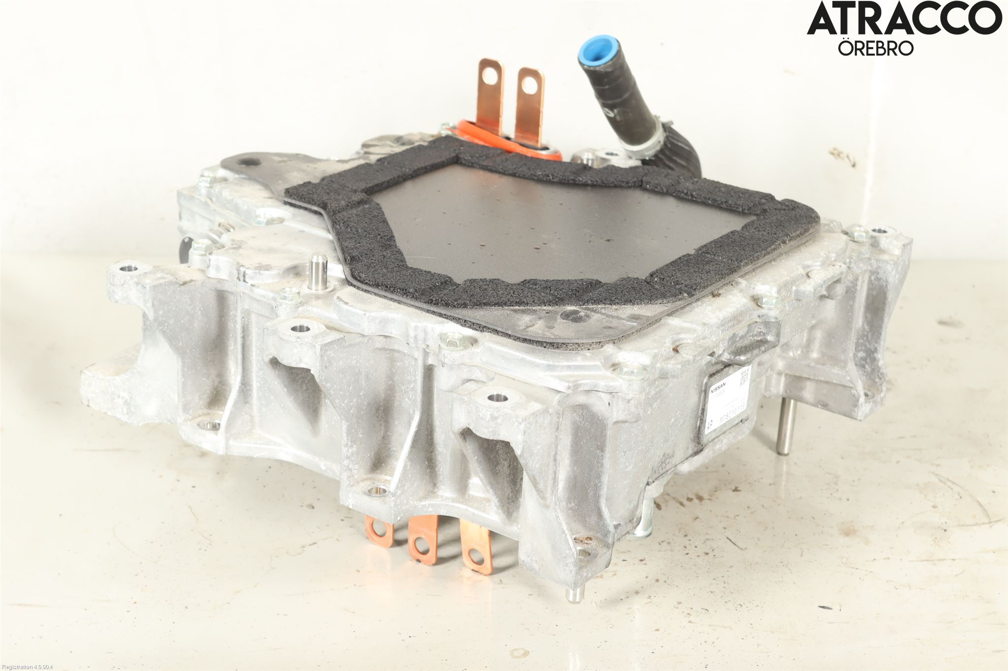 Nissan LEAF 18- Inverter 12-)220V