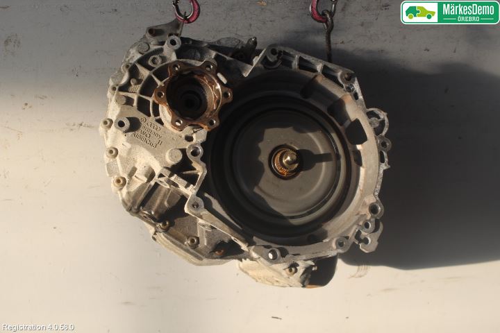Volkswagen VW CADDY 11-15 Gearkasse Automat
