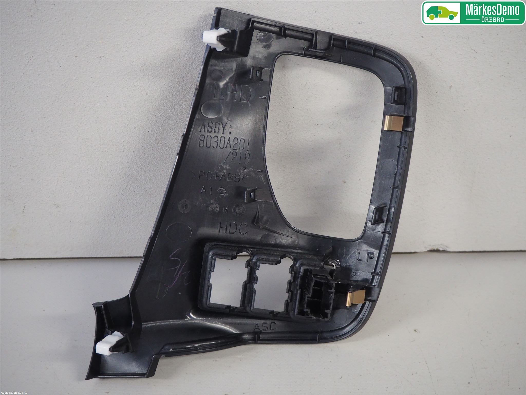 Mitsubishi OUTLANDER 13-21 Innr Dekor Instrbord