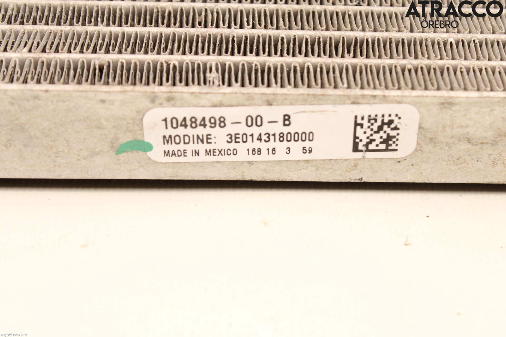 Tesla MODEL X 16- Radiator Automat