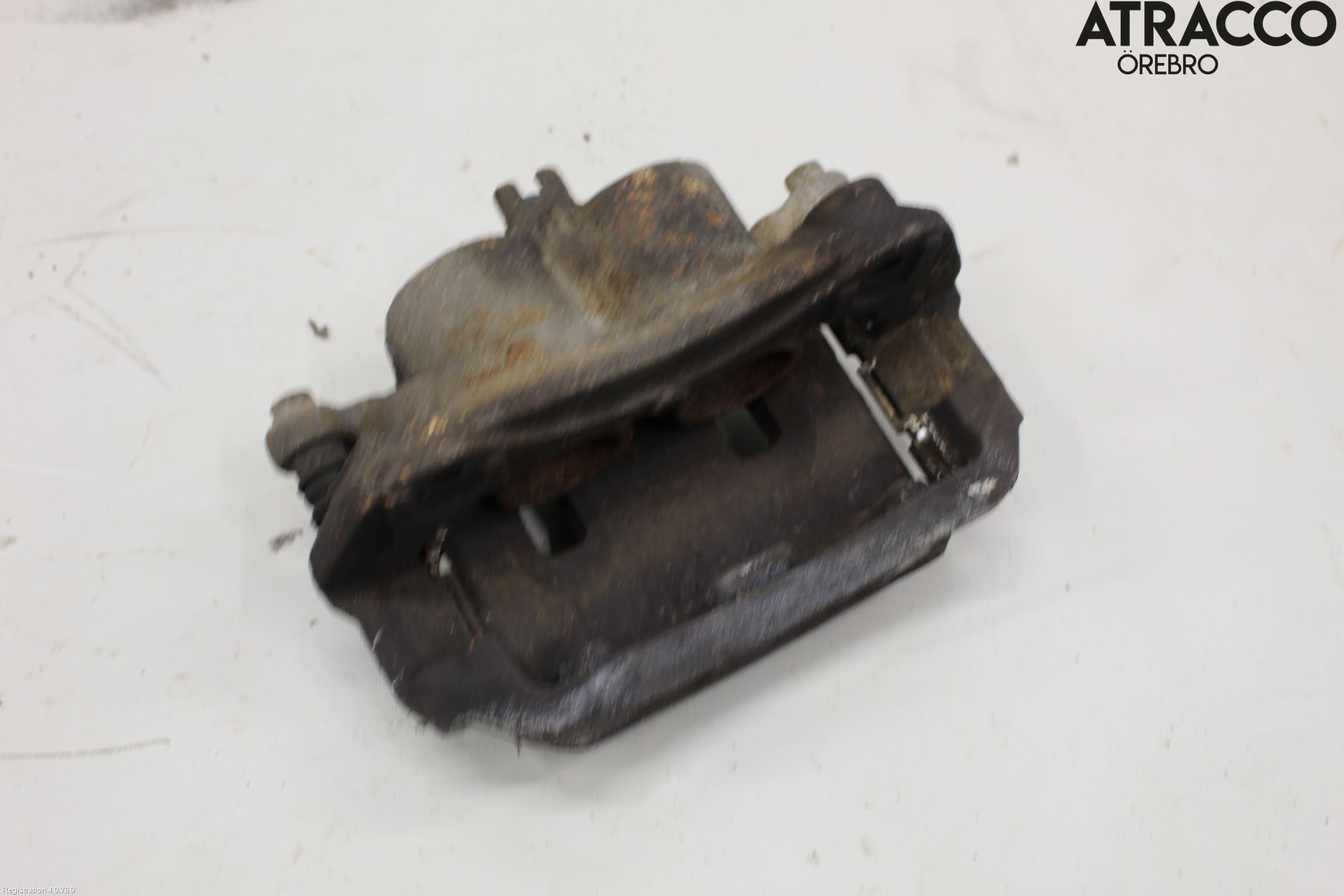 Nissan NAVARA 05-16 Bremsecaliper Foran Høyre