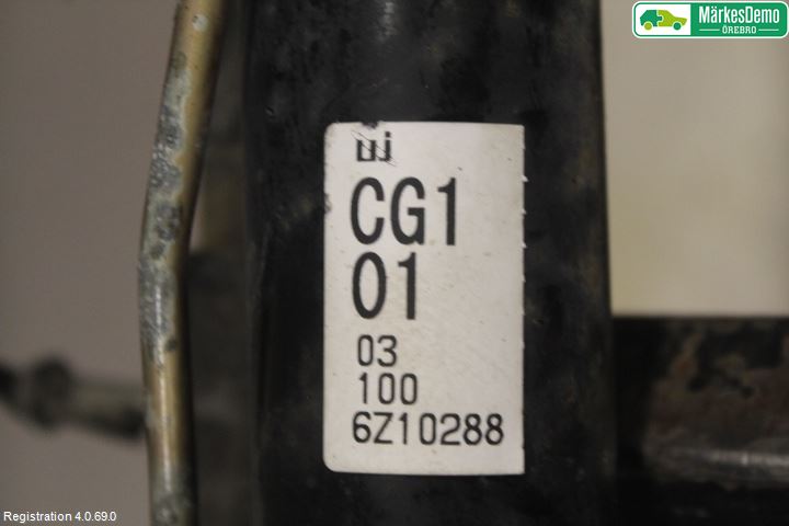 Infiniti FX35/FX45 Servo Snekke - Tannstang