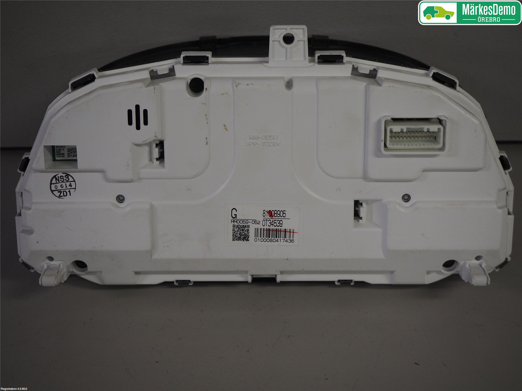 Mitsubishi OUTLANDER 13-21 Instr Kombinert