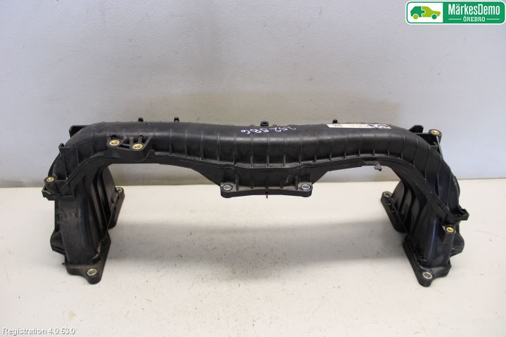 Subaru LEGACY 10-14 Innsugningsmanifold