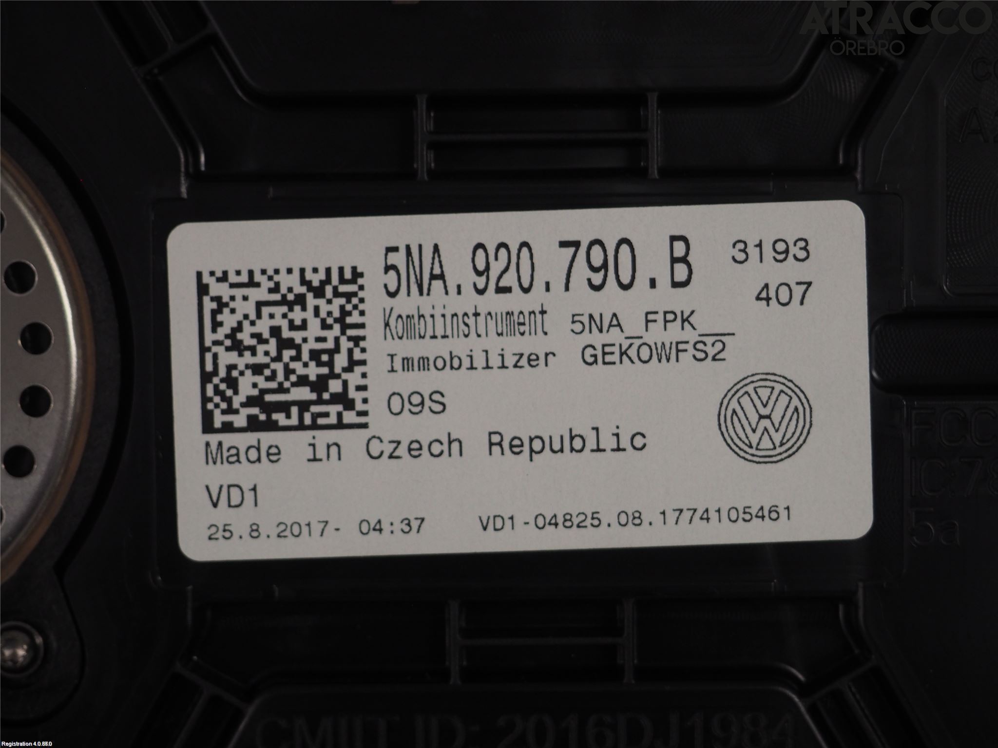 Volkswagen VW TIGUAN 16-24 Instr Kombinert