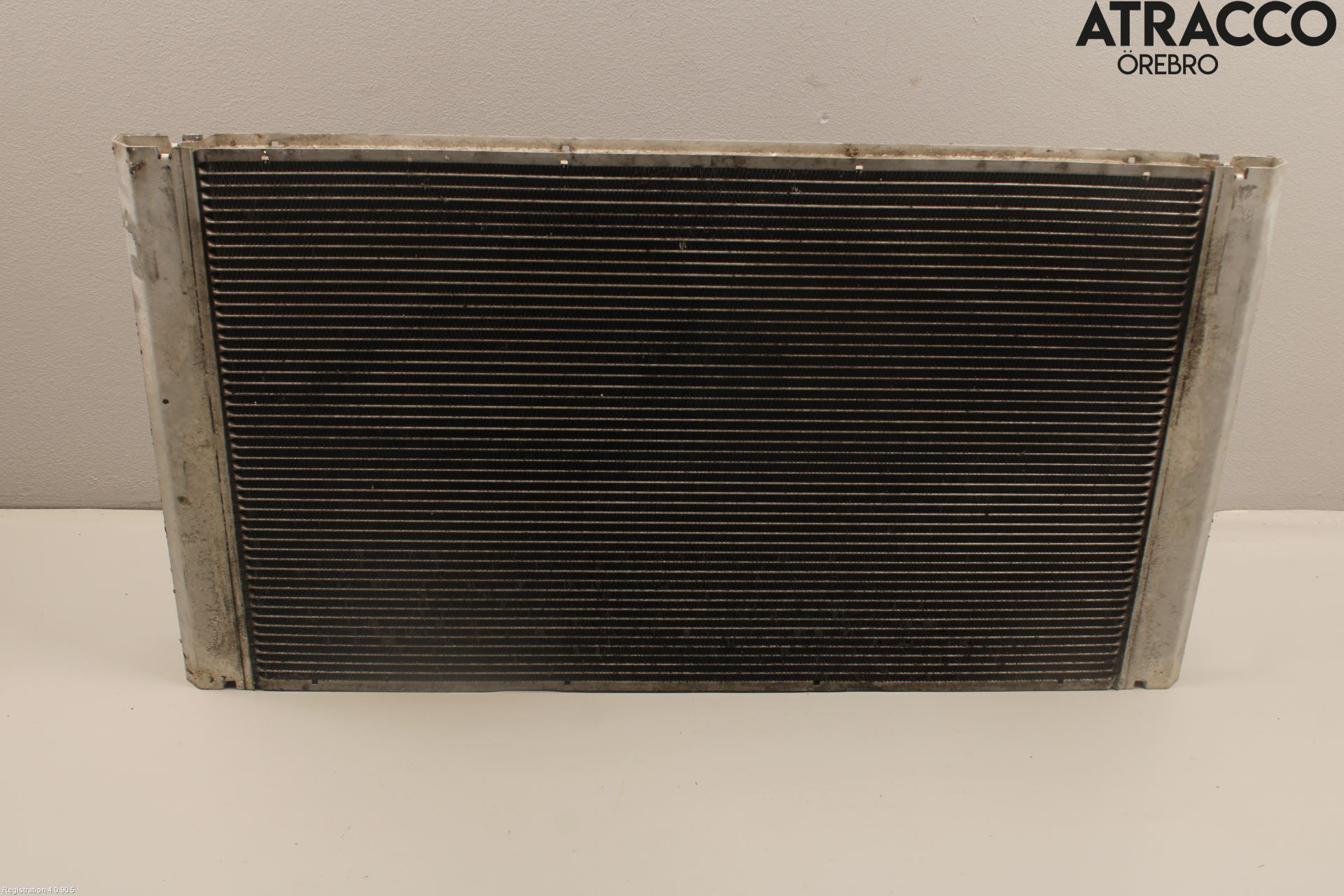 BMW 5 E60/61 Sed/Tou 02-10 Radiator Automat