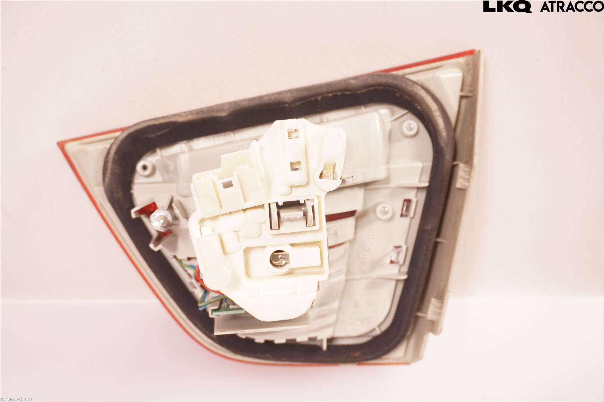 BMW 3 E90/91 SED/TOU 05-12 Baklykt Venstre  På Luke(Indre
