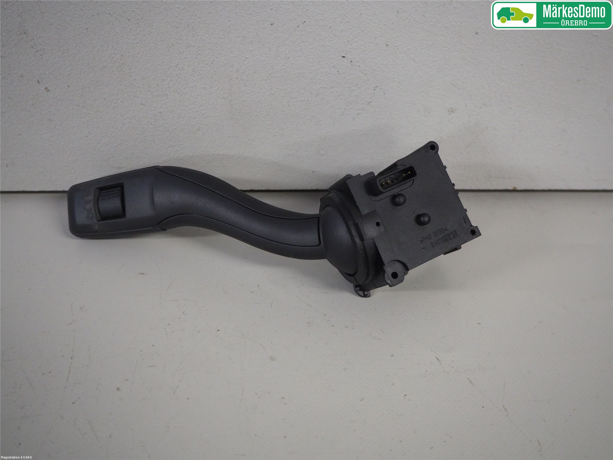 Audi A6/S6     05-11 Bryter Ratt Visker - Spyler