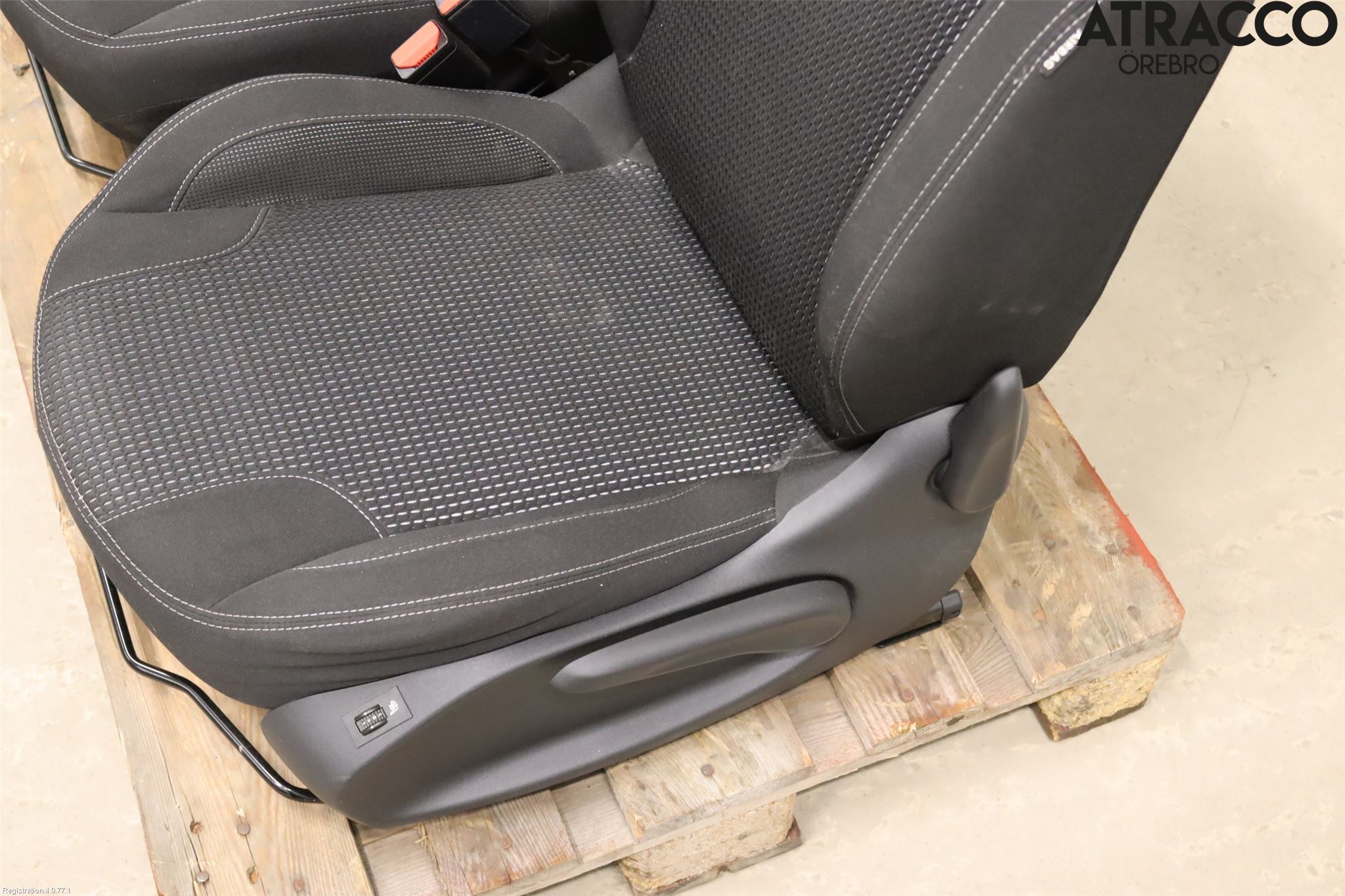 Peugeot PEUGOT 208 16-19 Innr Sete Foran Venstre