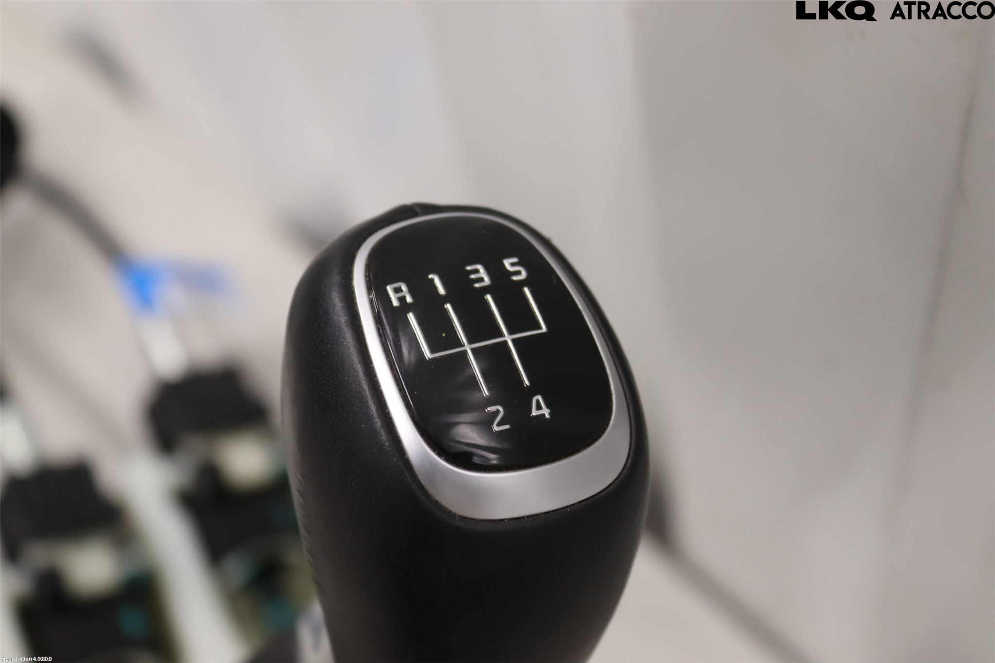 Kia STONIC 18->> Gear Overføring