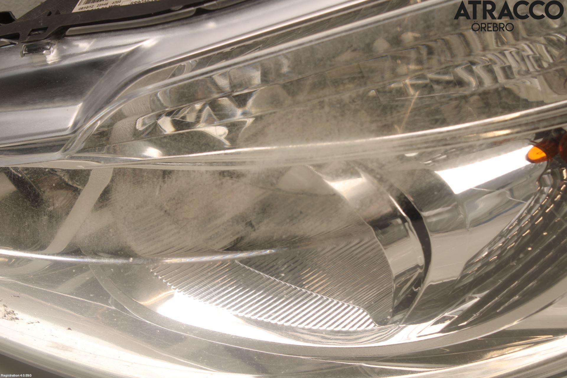 Peugeot 208 12-15 Frontlykt Venstre