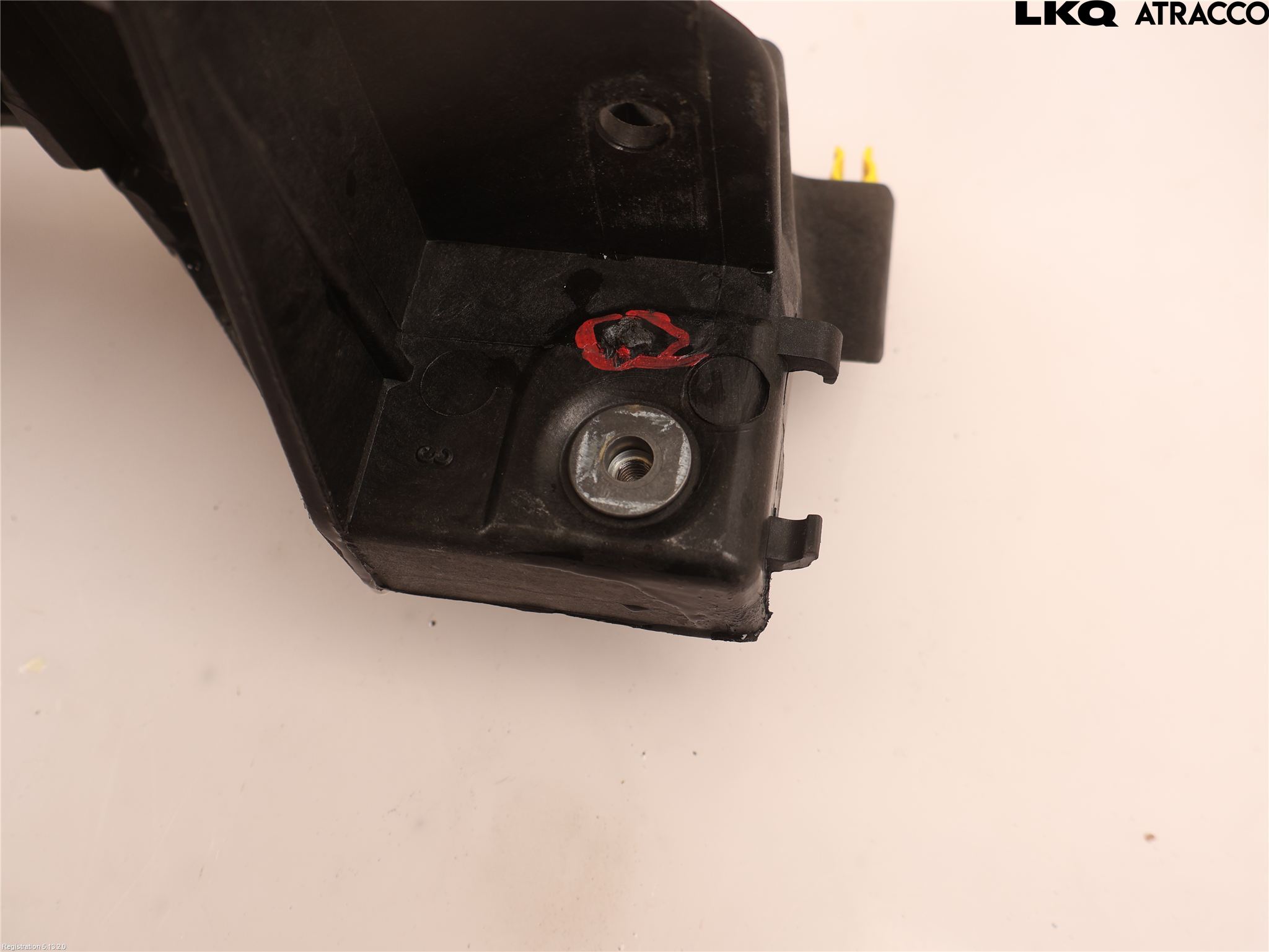 Peugeot 308 14-21 Radiator Feste - Ramme - Bjelk