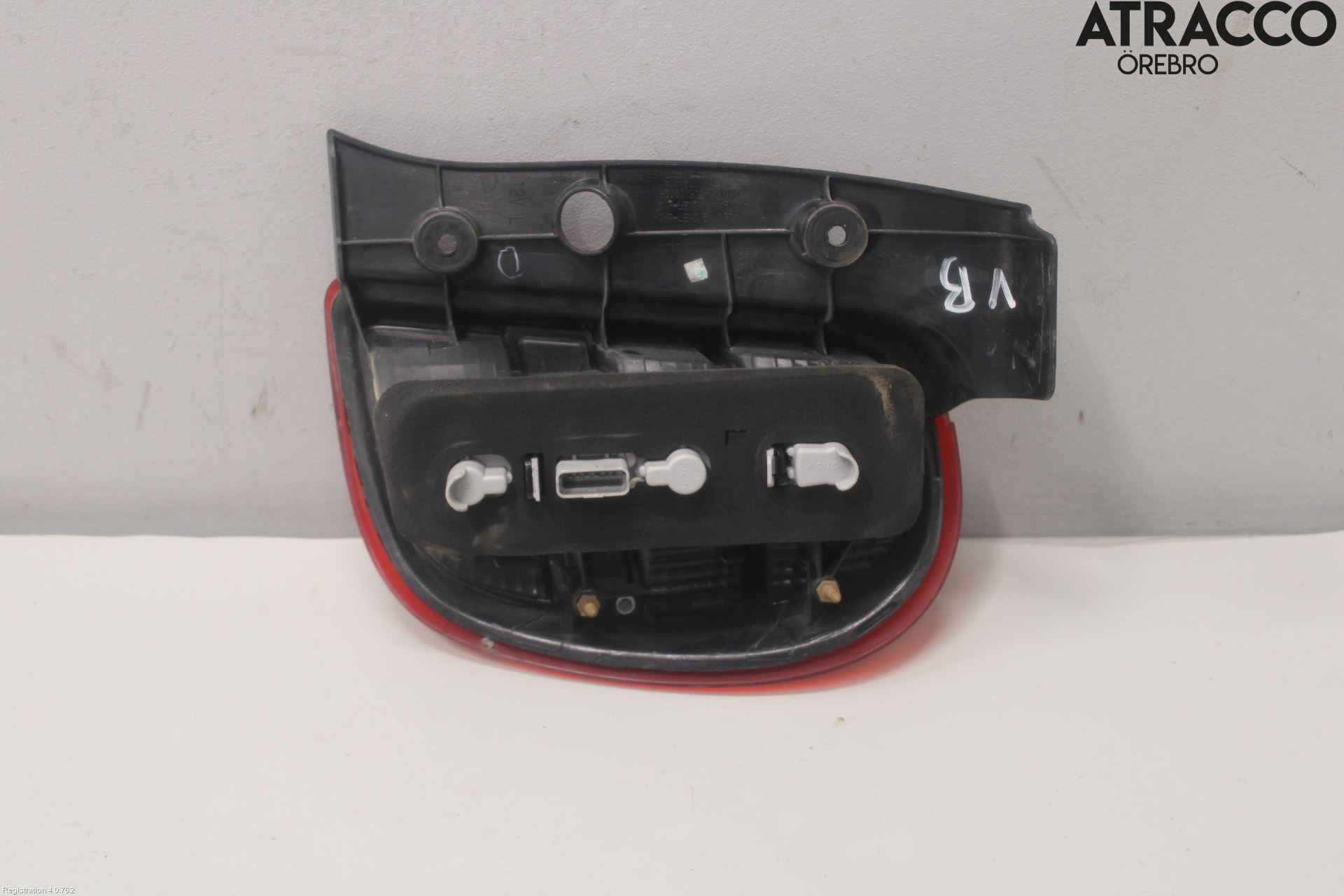 Nissan MICRA 11-16 Baklykt Venstre