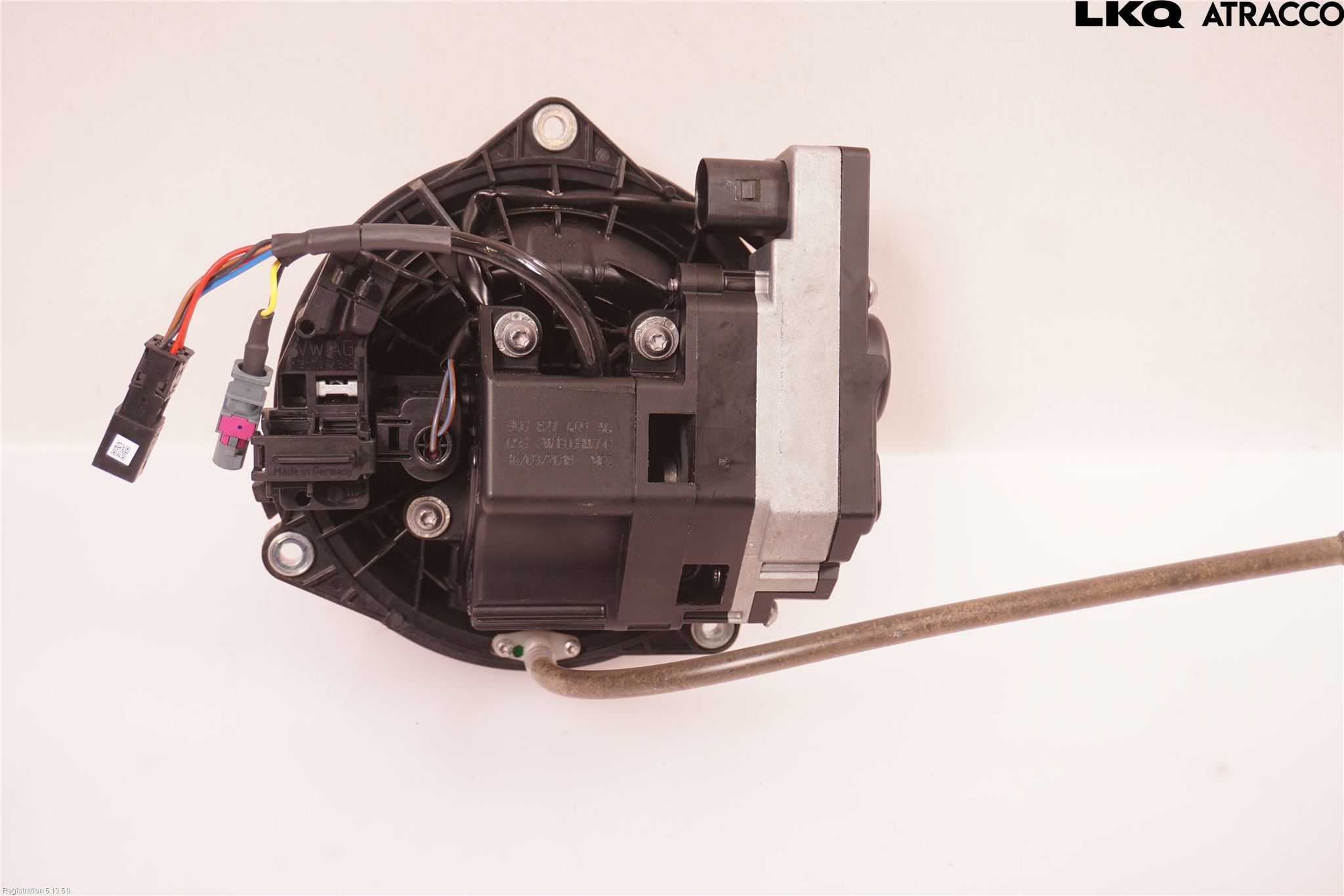 Volkswagen VW PASSAT 15-19 Bakluke Handtak Ytre