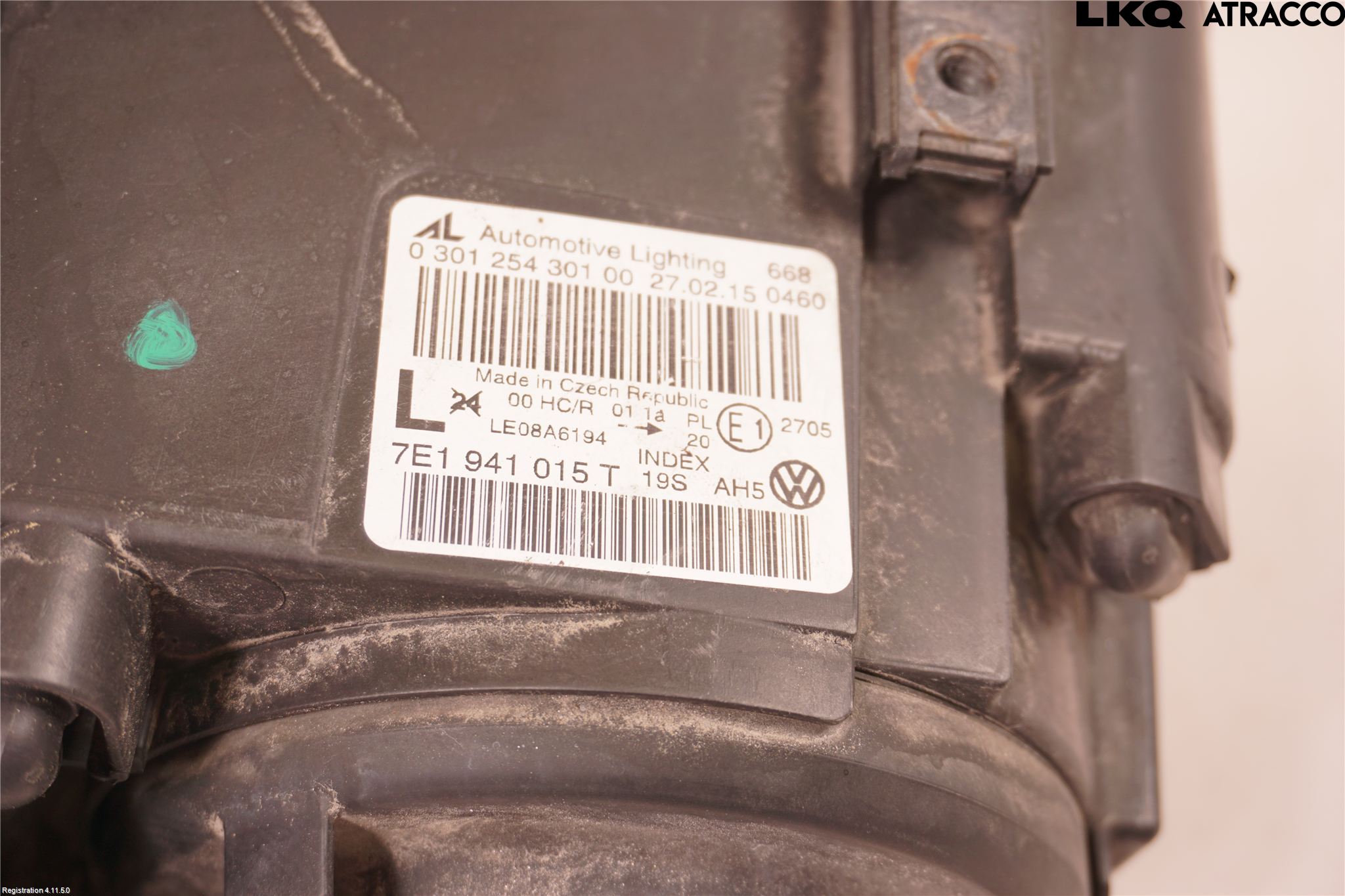 Volkswagen VW TRANSP/CARAVELLE (T5) 04-15 Frontlykt Venstre