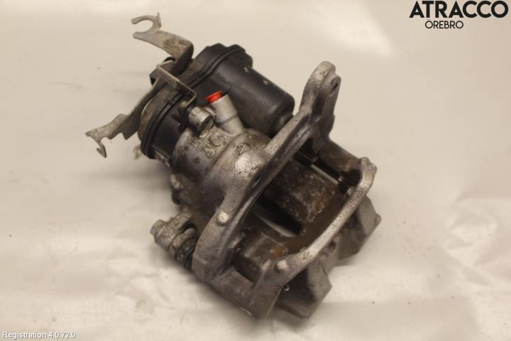 BMW 5 G30/G31/F90 17-23 Bremsecaliper Bak Venstre