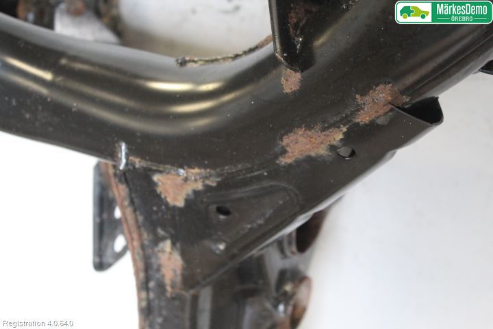 Volkswagen VW TOUAREG 7P 11-18 Bakaksel Feste Travers-Ramme