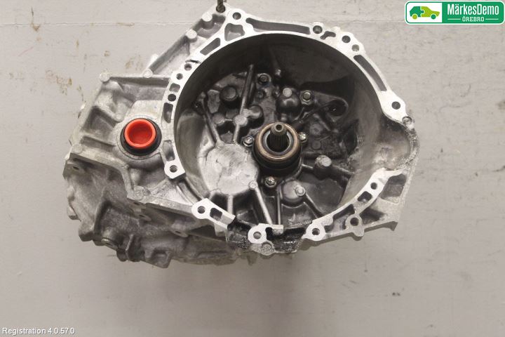 Toyota AVENSIS 09-15 Gearkasse 6 Trinn