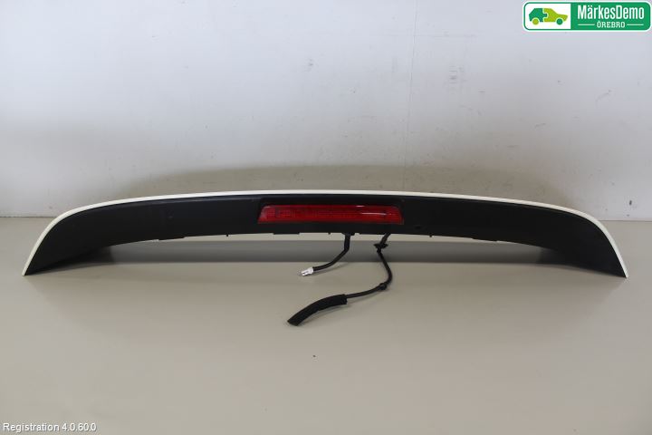 Nissan PULSAR Spoiler Bakluke