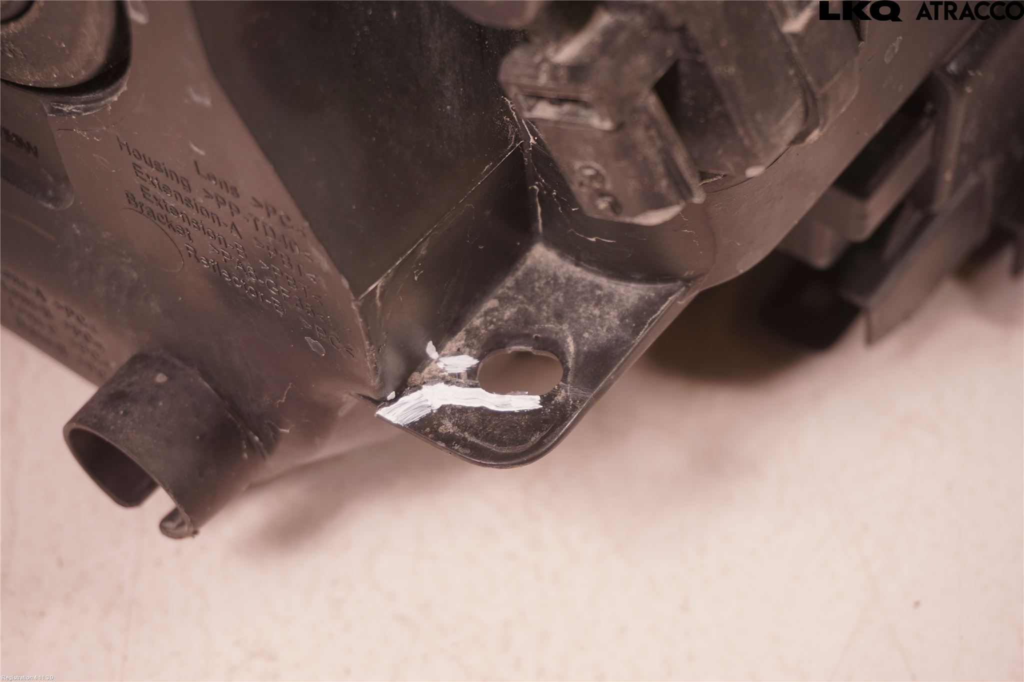 Toyota AVENSIS 16-18 Frontlykt Venstre
