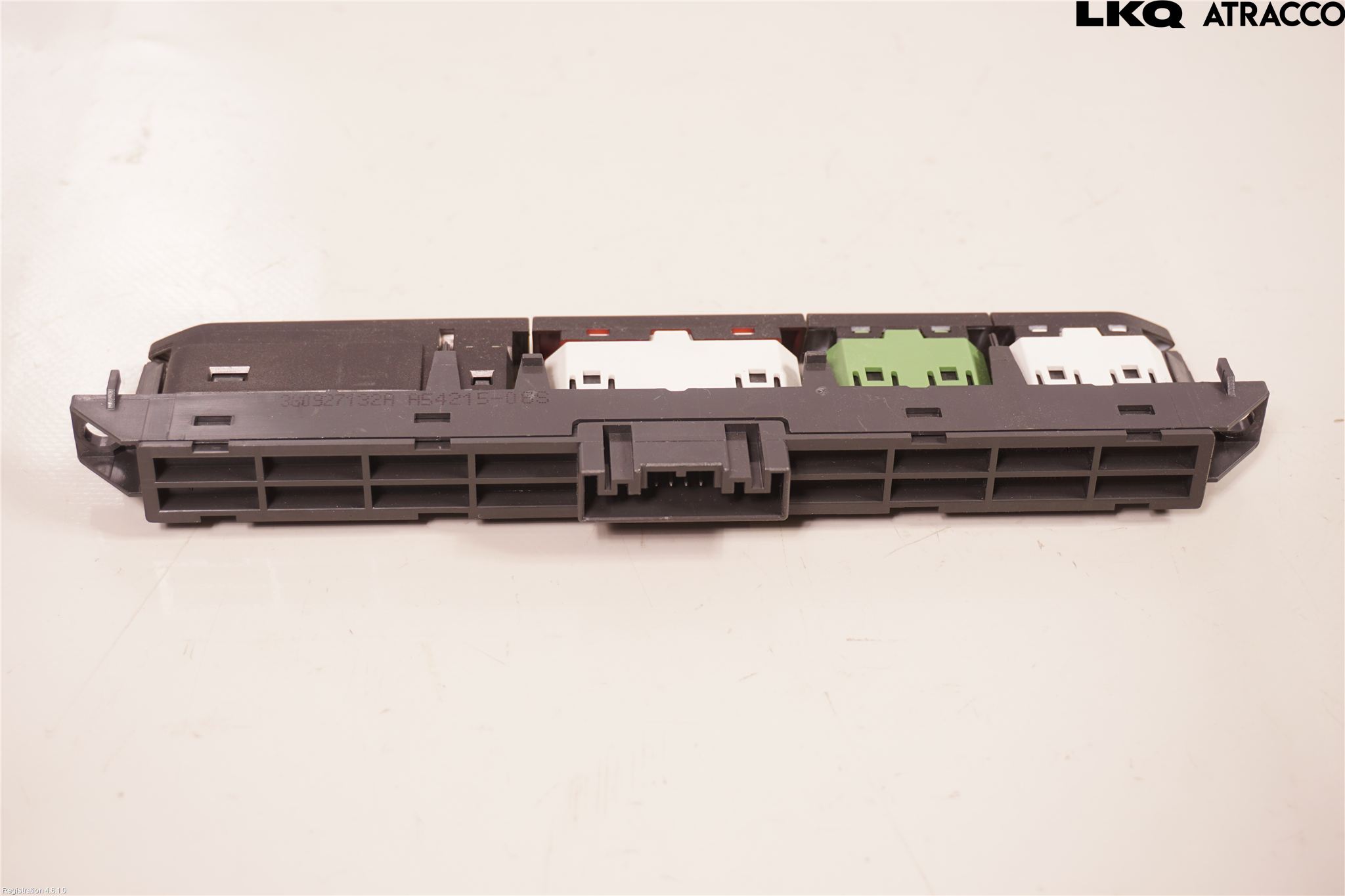 Volkswagen VW PASSAT 15-19 Bryter Varsel (Nødblink)
