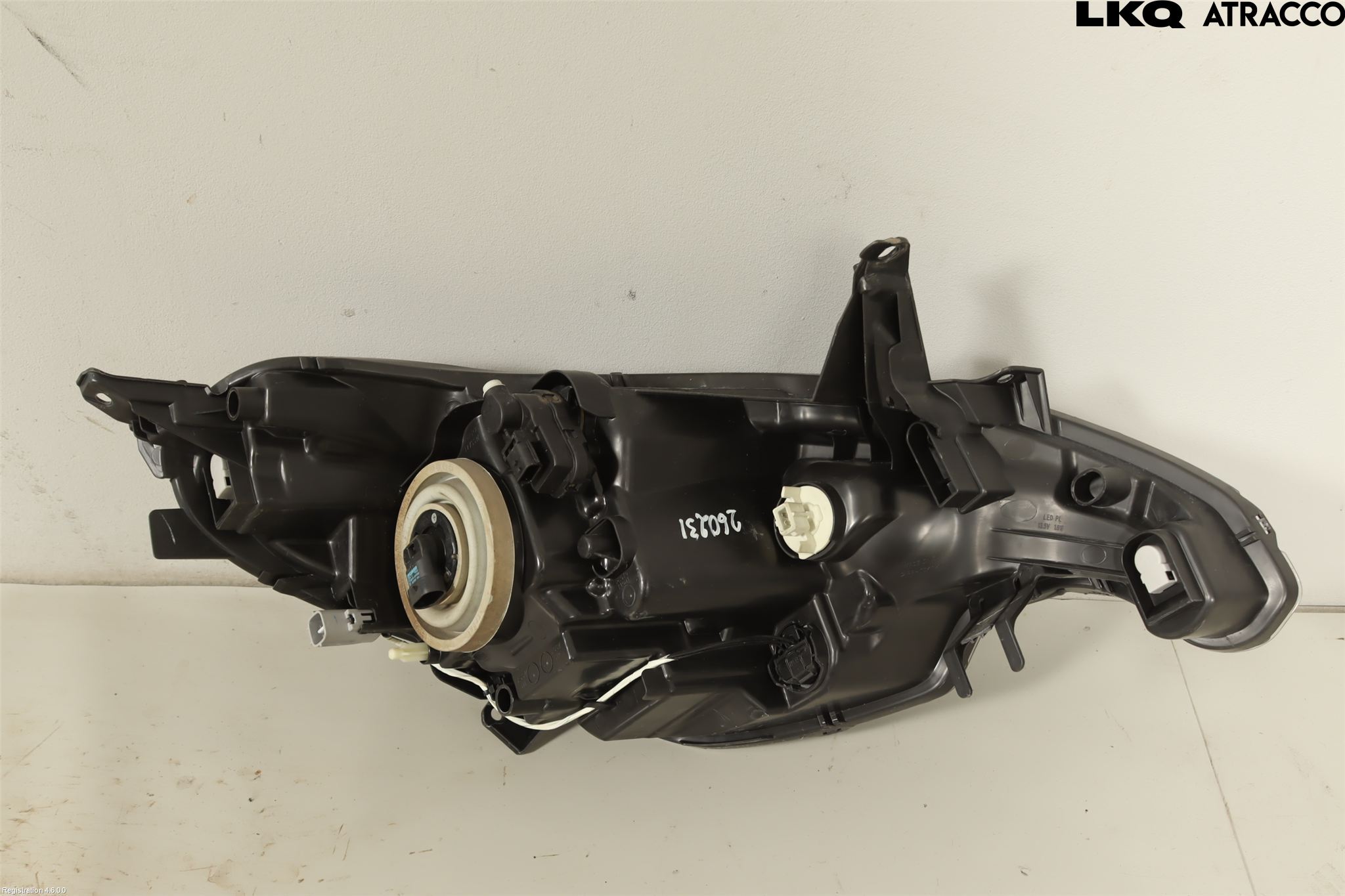 Peugeot 108 15-22 Frontlykt Venstre
