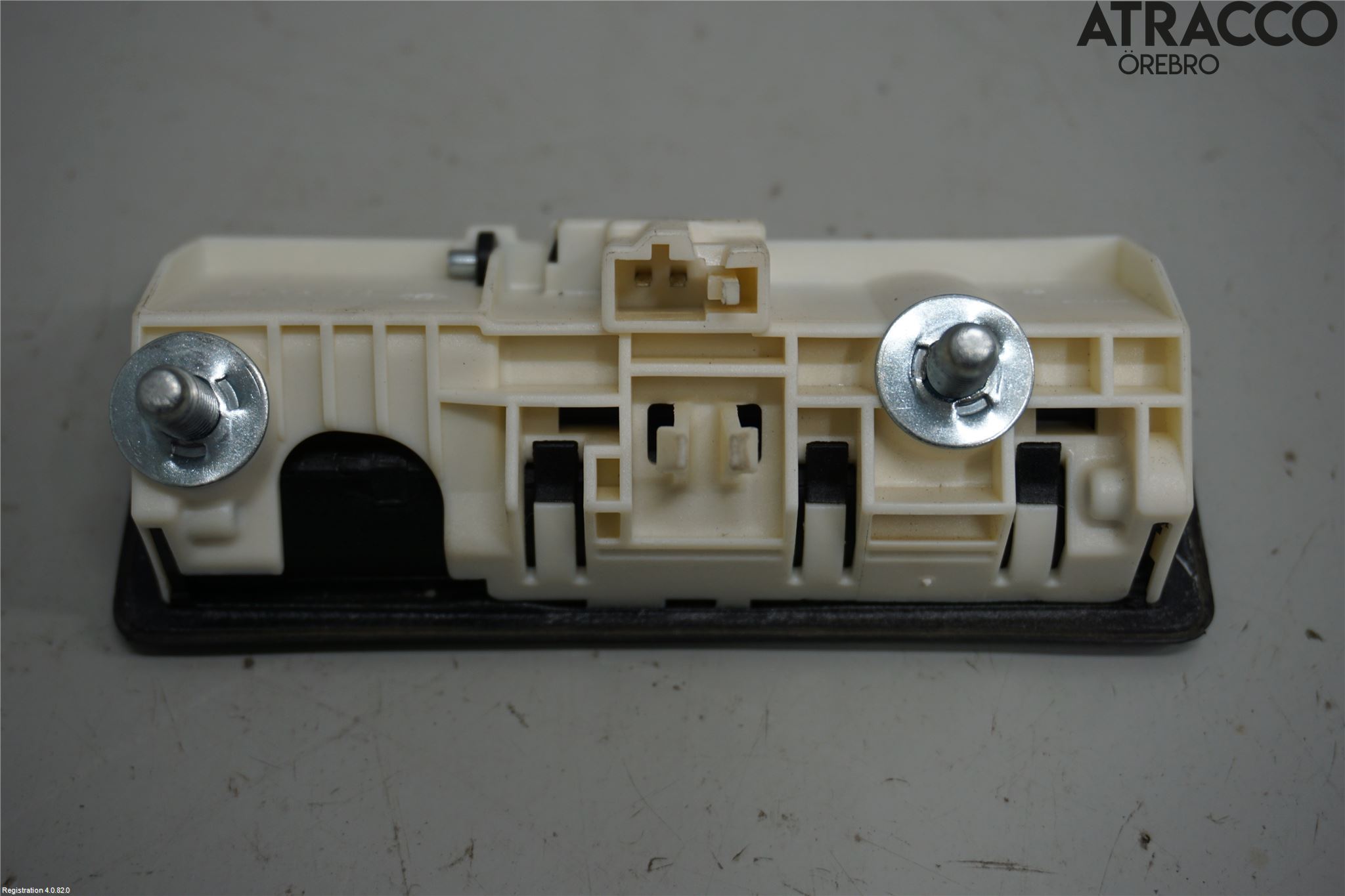 Audi A4 12-15 Bakluke Handtak Ytre