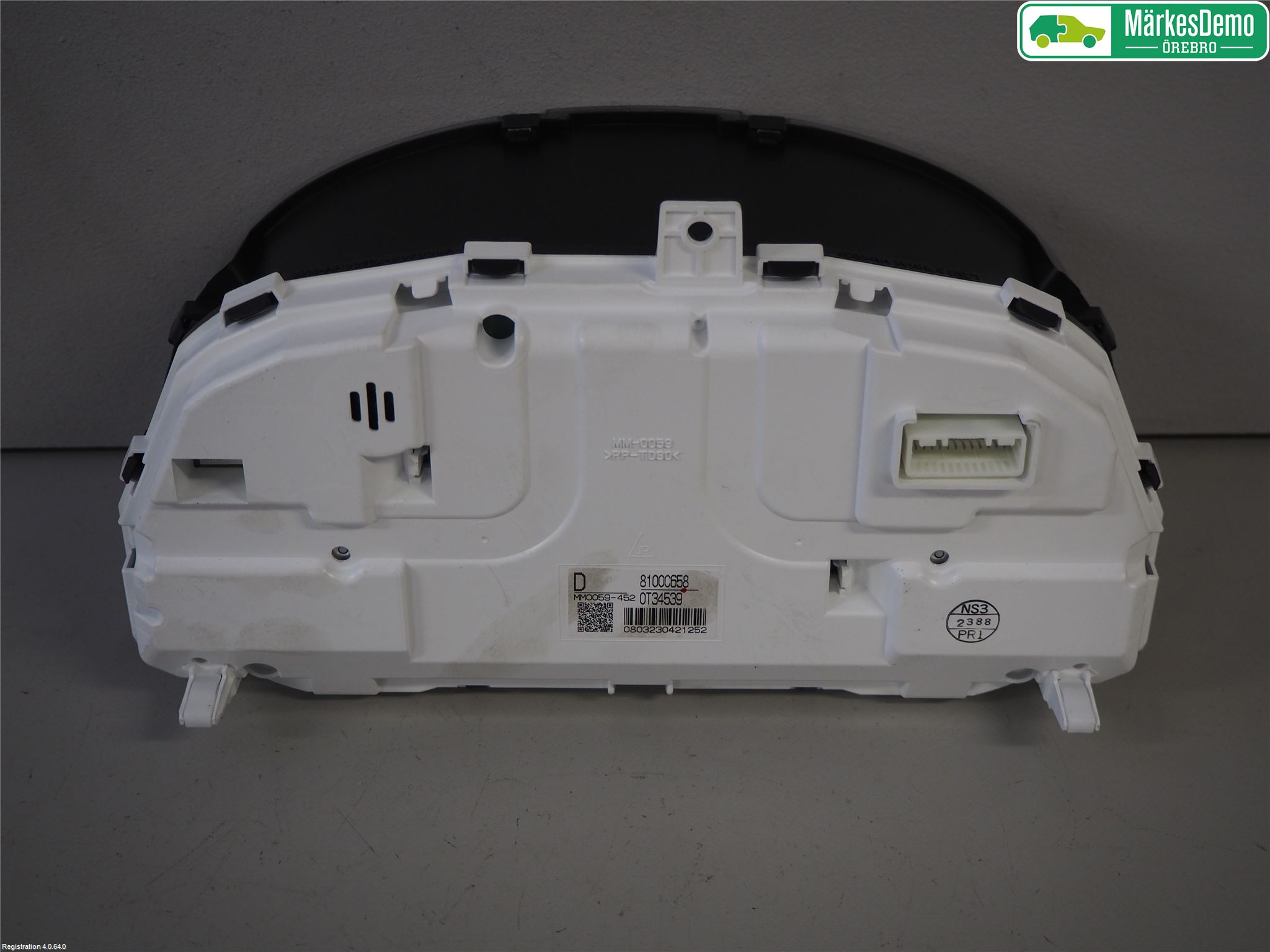 Mitsubishi OUTLANDER 13-21 Instr Kombinert