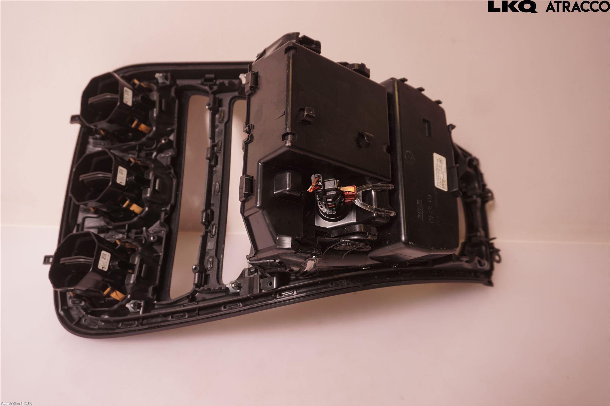 Mercedes-Benz MB C-KLASS (W205) 14-21 Instrumentkonsoll Midt