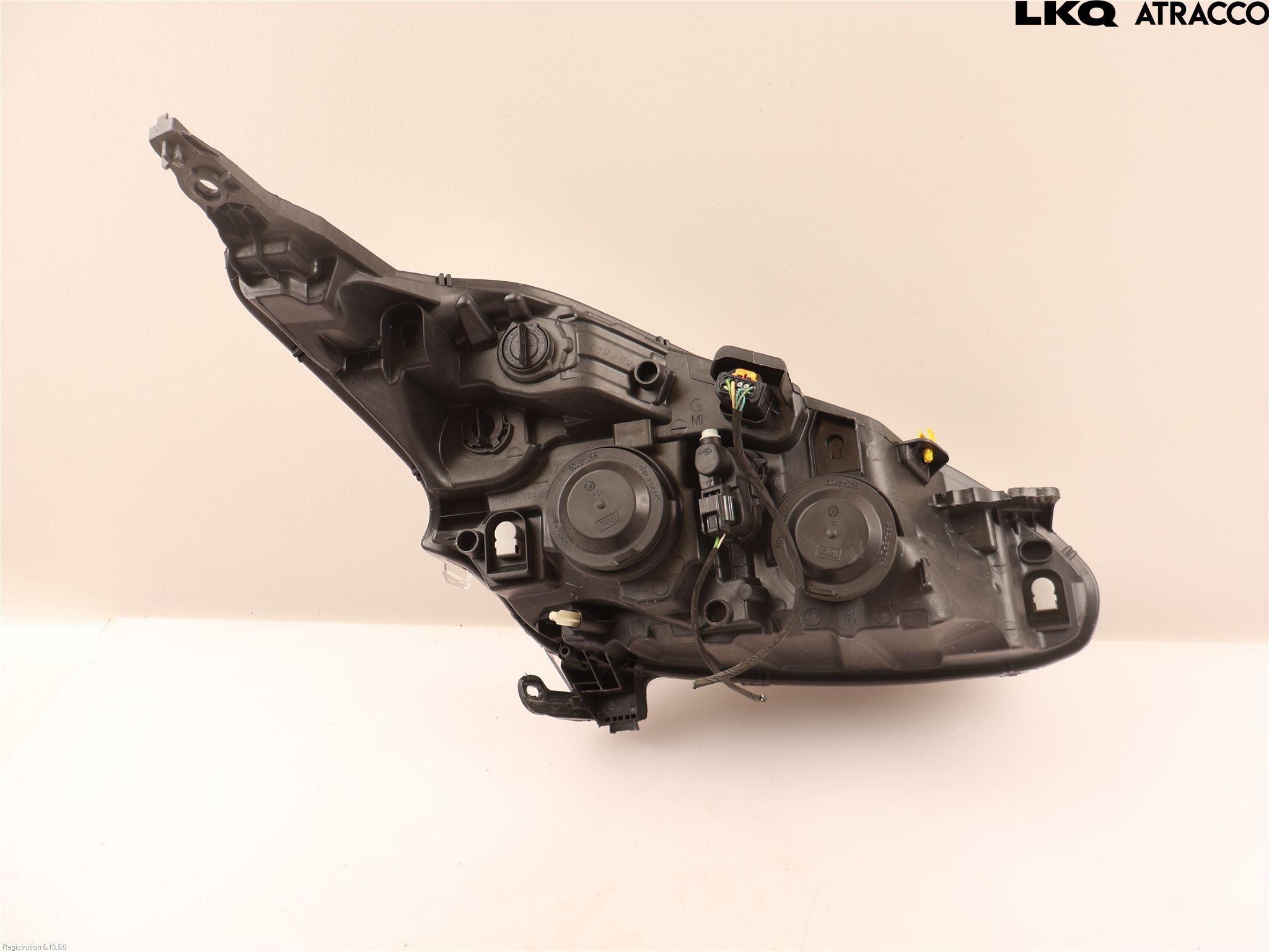 Peugeot 208 12-15 Frontlykt Venstre