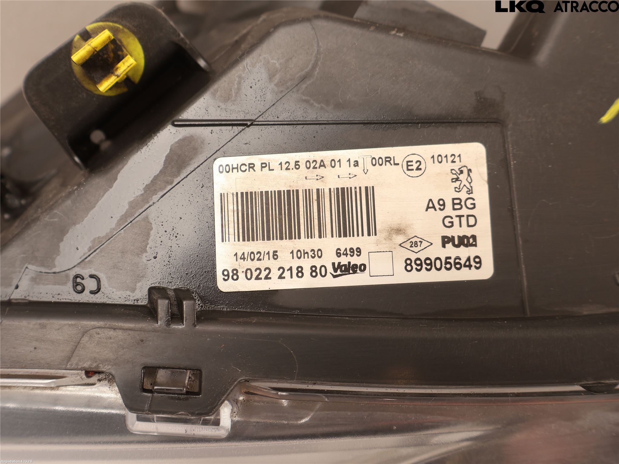 Peugeot 208 12-15 Frontlykt Venstre