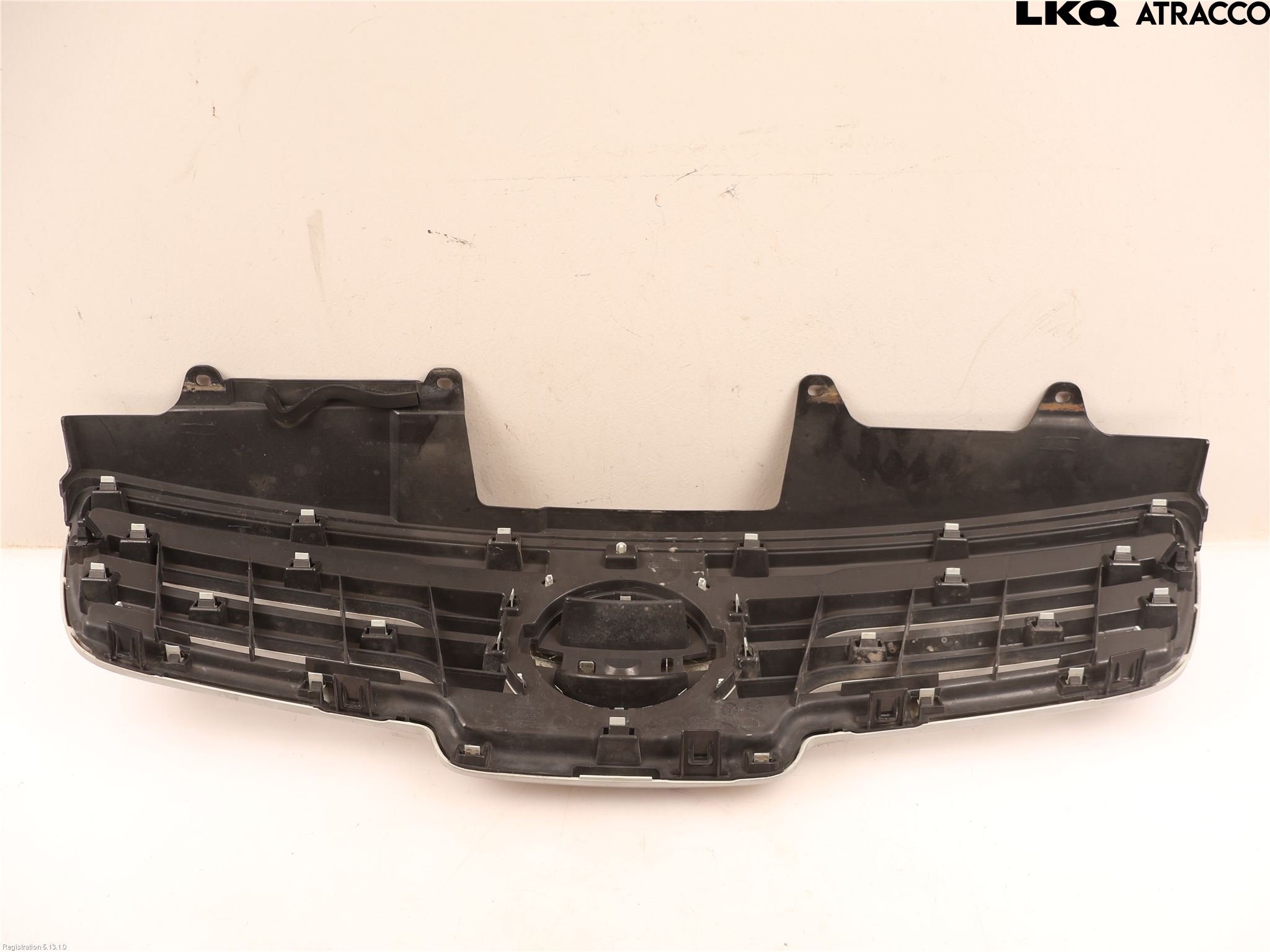 Nissan QASHQAI+2  08-10 Grill Komplett